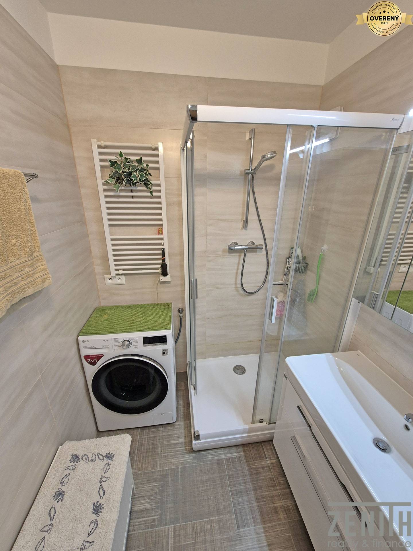 Sale Two bedroom apartment, Two bedroom apartment, Topoľčianska, Brati