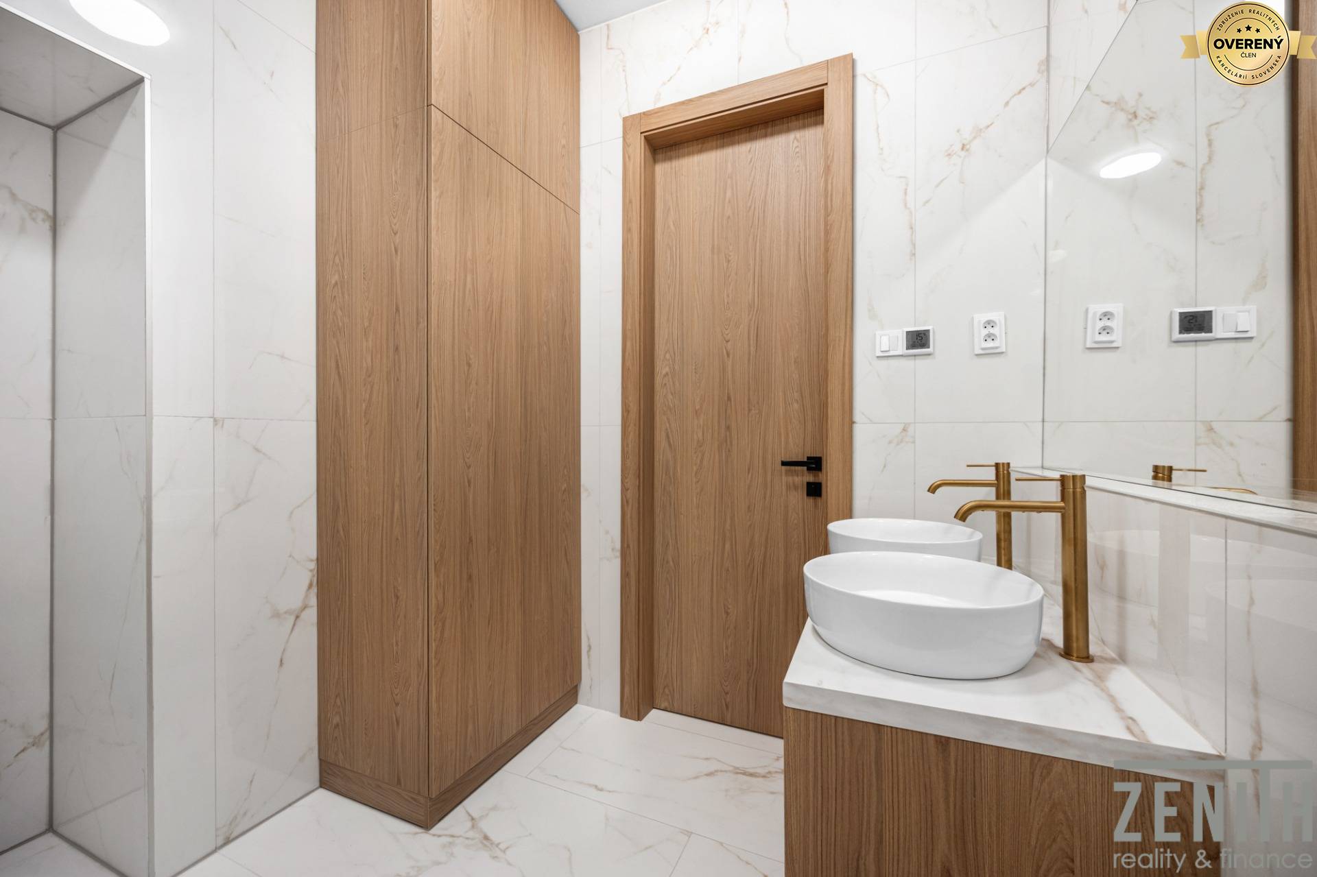 Sale Three bedroom apartment, Three bedroom apartment, Murgašova, Brat