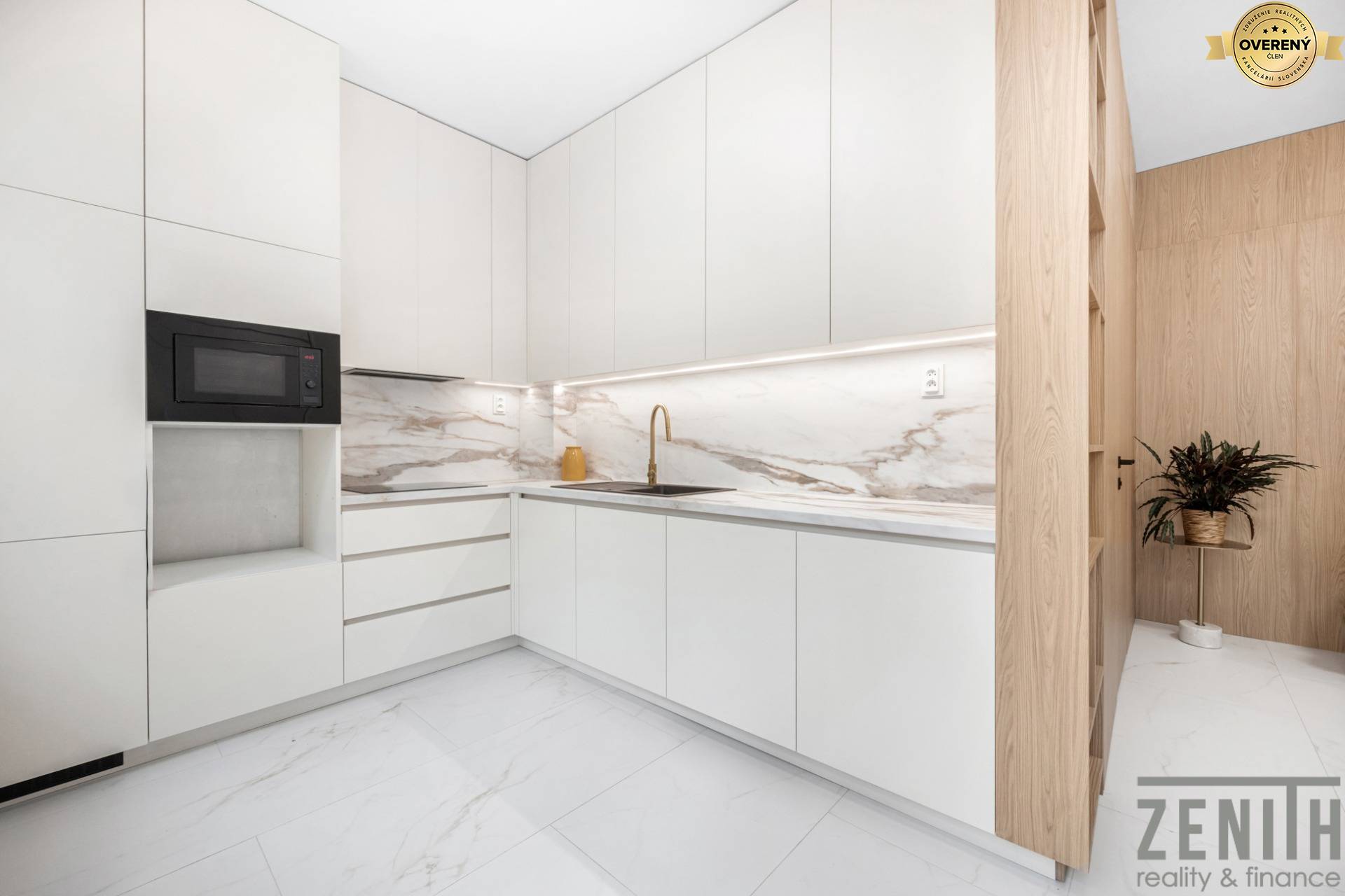 Sale Three bedroom apartment, Three bedroom apartment, Murgašova, Brat