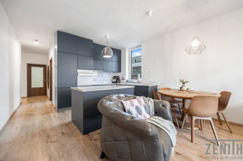 Sale Two bedroom apartment, Two bedroom apartment, Žltá, Bratislava - 