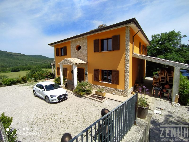 Sale Villa, Villa, G.Puccini, Perugia, Italy