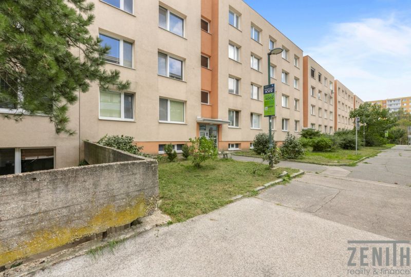 Sale Three bedroom apartment, Three bedroom apartment, Fadruszova, Bra